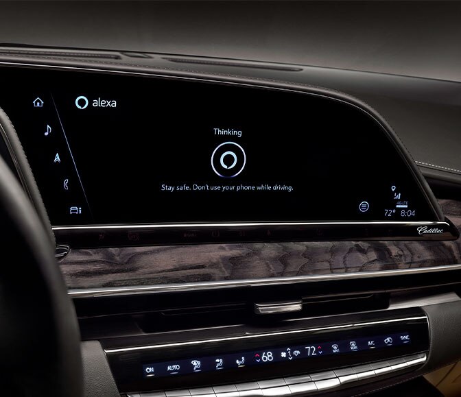 Cadillac Escalade 2022 equipada con conectividad inálambrica Alexa