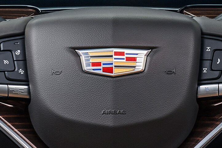 2 bolsas de aire y más seguridad en tu Cadillac Escalade 2022